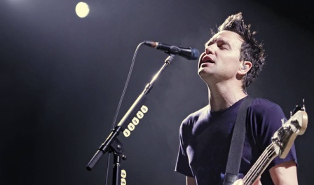 Kontroversi Kisruh di Tubuh Blink-182
